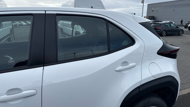 Toyota Yaris Cross 1.5 Hybrid Icon 5dr CVT Hybrid Estate